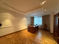 5-бөлмелі пәтер · 200 м² · 8/20 қабат, Абая 45/1, бағасы: ~ 90 млн ₸ в Астане, р-н Байконур — фото 7