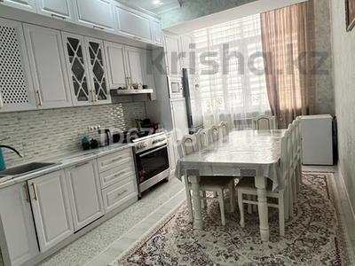 2-комнатная квартира · 80.4 м² · 2/10 этаж, 19-й мкр 40 за 35 млн 〒 в Актау