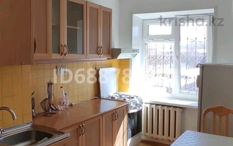 1-комнатная квартира · 33 м² · 5/5 этаж, мкр №8 87а за 200 000 ₸ в Алматы, Ауэзовский р-н — фото 8