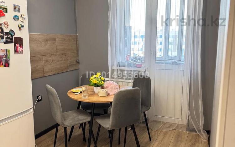 1-комнатная квартира · 40 м² · 9/9 этаж, Райымбека 590/11 — Через дорогу апорт, рядом гос садик и гос школа за 26 млн ₸ в Алматы, Наурызбайский р-н — фото 2