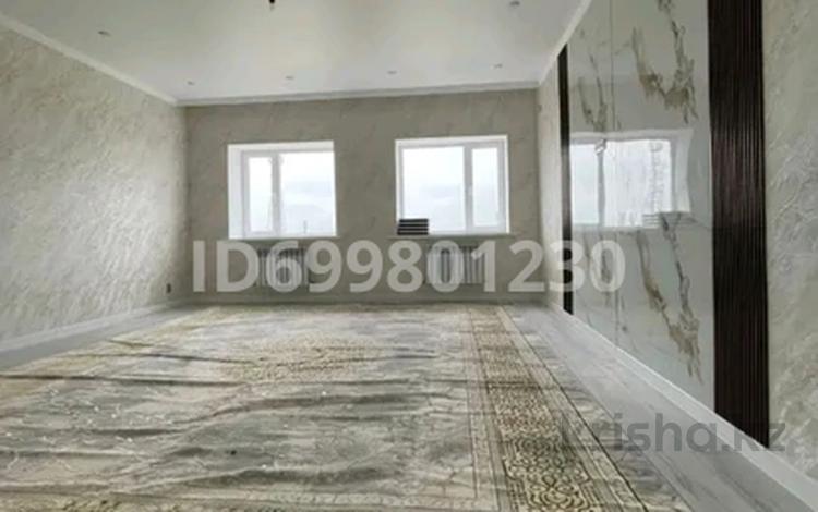 3-комнатная квартира · 130 м² · 5/5 этаж, мкр. Алтын орда 41Г — Ораза Татеулы за 37.5 млн ₸ в Актобе — фото 2