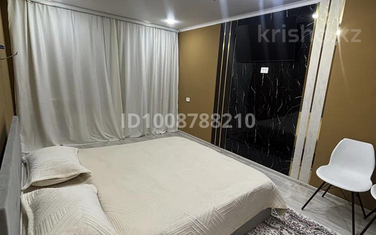 1-бөлмелі пәтер · 32 м² · 4/5 қабат, Независимости 27, бағасы: 12 000 ₸ в Сатпаев — фото 2