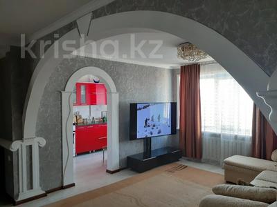 4-комнатная квартира · 84 м² · 6/9 этаж, Шакарима 15 — Центр за 36 млн 〒 в Семее