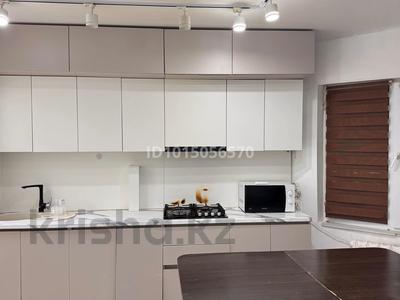 3-бөлмелі пәтер · 75 м² · 1/1 қабат, Шаңырақ-2 ш/а., Сыганак 117, бағасы: 250 000 ₸ в Алматы, Алатауский р-н