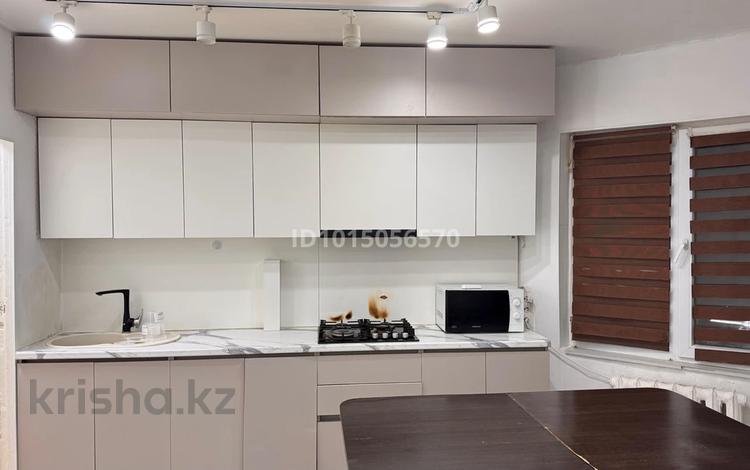 3-бөлмелі пәтер · 75 м² · 1/1 қабат, Шаңырақ-2 ш/а., Сыганак 117, бағасы: 250 000 ₸ в Алматы, Алатауский р-н — фото 2