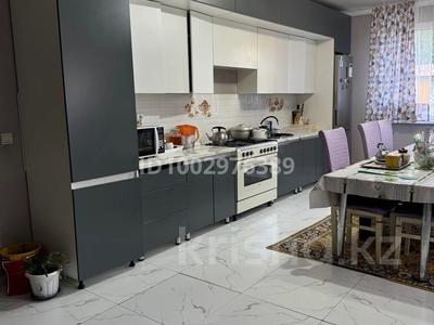 Жеке үй · 6 бөлме · 204 м² · 12 жүзд., Солнечная, бағасы: 40 млн ₸ в 