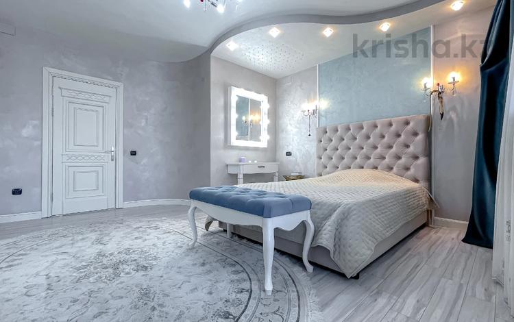 4-комнатная квартира · 200 м² · 7/13 этаж, Бузурбаева 33а за 205 млн ₸ в Алматы, Медеуский р-н — фото 68