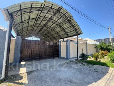 Дом · 5 комнат · 160 м², мкр Самал-1, Атасу 60 — Улицы Арғынбекова и Атасу за 45 000 〒 в Шымкенте, Абайский р-н