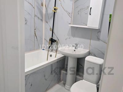 2-комнатная квартира · 45 м² · 1/4 этаж, мкр №2 35 за 300 000 〒 в Алматы, Ауэзовский р-н