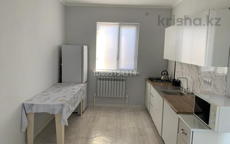 Отдельный дом · 2 комнаты · 90 м² · 10 сот., Еркинкала 2 10 за 15 млн 〒 в Атырау — фото 11