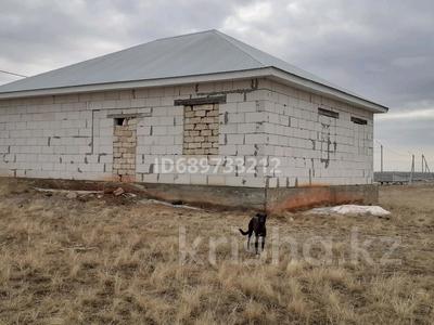 Отдельный дом · 3 комнаты · 106.7 м² · 10 сот., Акшат 2 за 5.8 млн 〒 в Актобе