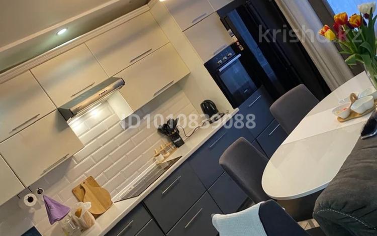 4-бөлмелі пәтер · 80 м² · 2/5 қабат, Бочарникова 15, бағасы: 20 млн ₸ в Алтае — фото 2