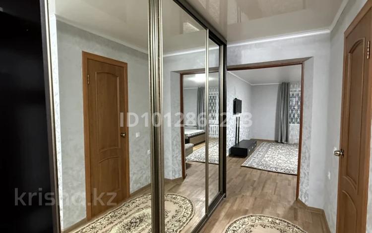1-бөлмелі пәтер · 45 м² · 7/10 қабат, Казыбек би 7/3, бағасы: 210 000 ₸ в Усть-Каменогорске, Ульбинский — фото 2