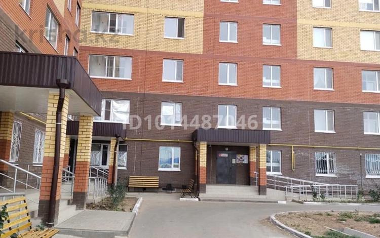 2-бөлмелі пәтер · 59.3 м² · 1/9 қабат, Зачаганск пгт ш/а., П. Зачаганск, стр. Бірлік, д. 10/1 33, бағасы: 20 млн ₸ в Уральске, мкр. Зачаганск пгт — фото 2