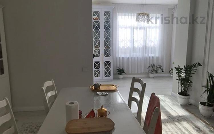 4-бөлмелі пәтер · 135 м² · 1/4 қабат, мкр Баганашыл, Жанар 37а, бағасы: 160 млн ₸ в Алматы, Бостандыкский р-н — фото 2