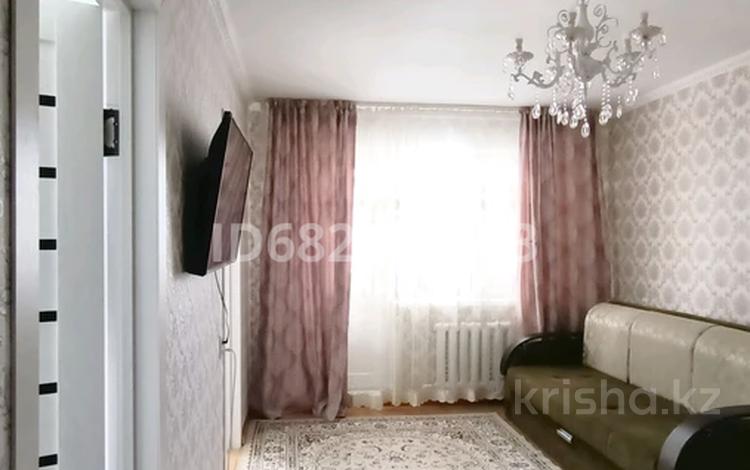 3-бөлмелі пәтер · 48 м² · 2/5 қабат, 6 мкр — Жалиля 2, бағасы: 15.8 млн ₸ в Жезказгане — фото 7