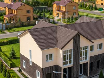 Часть дома · 4 комнаты · 106 м² · 2 сот., мкр Уркер 12 за 56.1 млн ₸ в Астане, Нура р-н