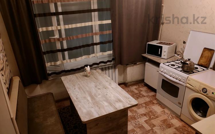 1-комнатная квартира · 50 м² · 1/5 этаж, Акбулак мкр 32 за 1 750 ₸ в Таразе — фото 8