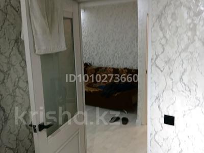 1 комната · 20 м² · 3/5 этаж, Майкудук, Майкудук, 12й микрорайон 1 за 30 000 〒 в Караганде, Алихана Бокейханова р-н