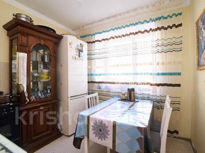 2-комнатная квартира · 56.3 м² · 2/5 этаж, Кайым Мухамедханов 28а за 26 млн 〒 в Астане, Нура р-н