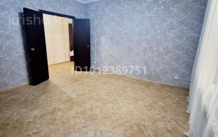3-комнатная квартира · 68 м² · 5 этаж, просп. Шакарима 20 за 30 млн ₸ в Семее, Красный Кордон — фото 2