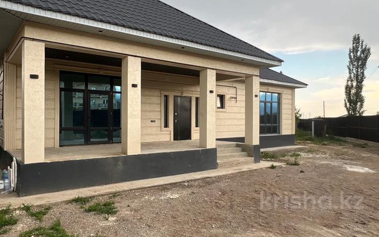 Отдельный дом · 5 комнат · 200 м² · 6 сот., Аблайхана за 38 млн 〒 в Каскелене — фото 2