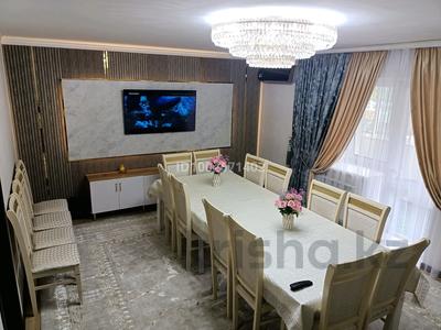 4-комнатная квартира · 132 м² · 2/10 этаж, А.Байтурсынова — Аманжолова за 500 000 〒 в Астане, Сарайшык р-н