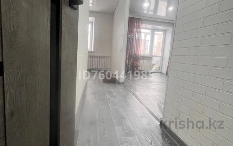 2-бөлмелі пәтер · 45 м² · 2/5 қабат, Московская 29, бағасы: 8 млн ₸ в Шахтинске — фото 2