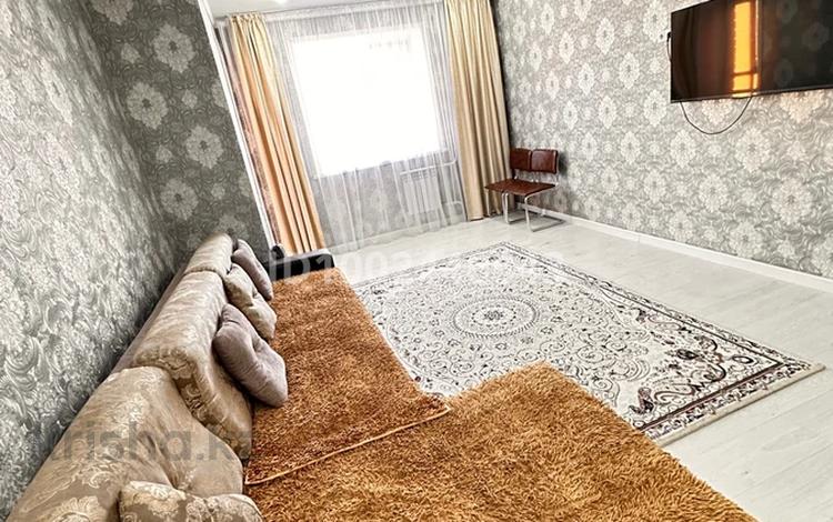 3-комнатная квартира · 80 м² · 3/5 этаж, Тлеулина 110 — Габдулина за 20 000 〒 в Кокшетау — фото 2