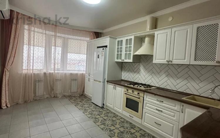3-бөлмелі пәтер · 100 м² · 8/9 қабат, мкр. Алтын орда 10е, бағасы: 38 млн ₸ в Актобе — фото 2