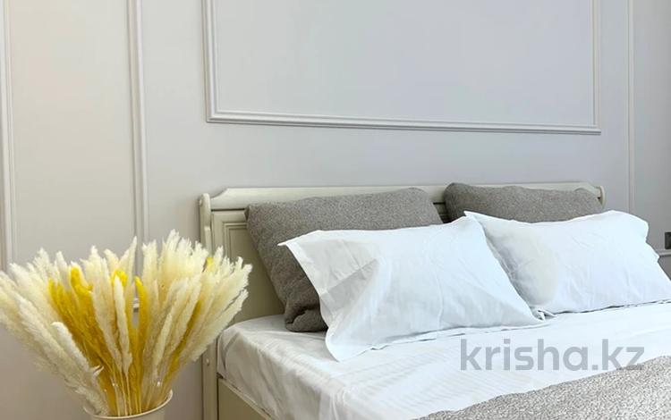 2-бөлмелі пәтер · 63 м² · 4/12 қабат, 18-шағынаудан, Рыскулова 33 — Север, 18 мкр, бағасы: 3 000 ₸ в Шымкенте, Аль-Фарабийский р-н — фото 2