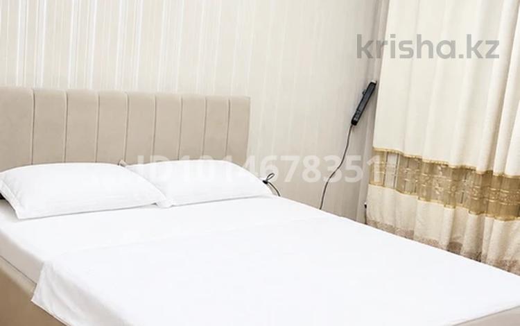 1-комнатная квартира · 40 м² · 12/12 этаж, мкр Акбулак, 1-я улица за 15 000 ₸ в Алматы, Алатауский р-н — фото 2