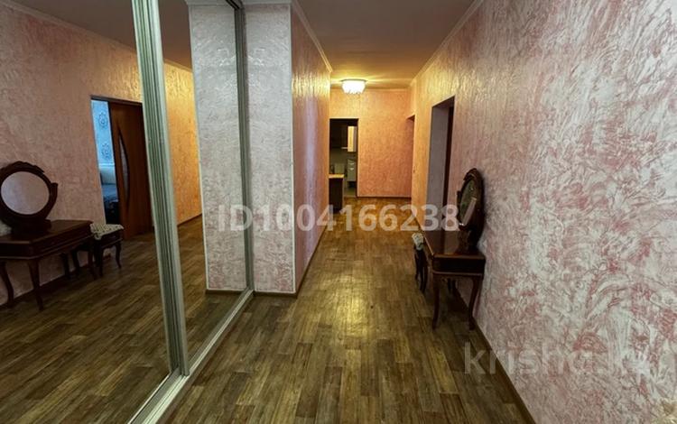 2-комнатная квартира · 108 м² · 4/16 этаж, мкр Шугыла, Жуалы 22 за 300 000 ₸ в Алматы, Наурызбайский р-н — фото 2