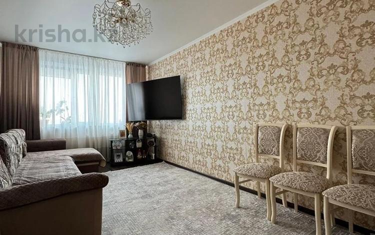 3-комнатная квартира, 65 м², 8/10 этаж, ткачева за 24.5 млн 〒 в Павлодаре — фото 2