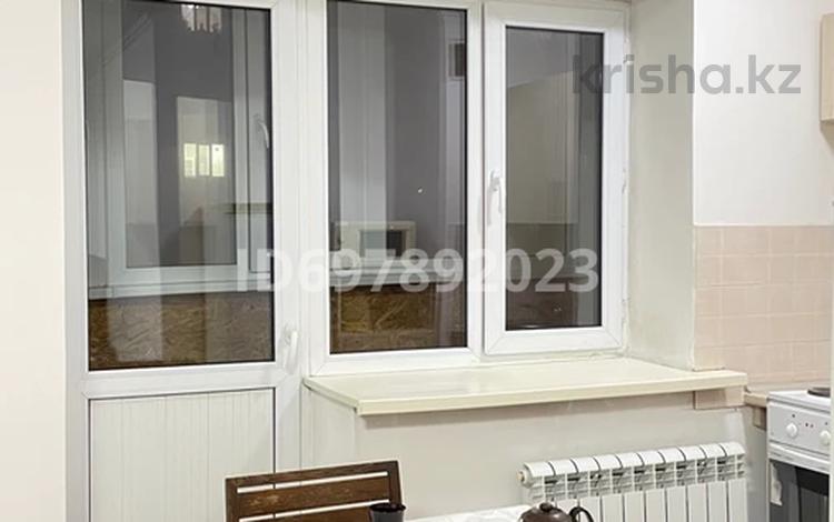 1-комнатная квартира · 33 м² · 3/16 этаж, мкр Таугуль-1 140/1 — Джандосова - Алтынсарина за 230 000 〒 в Алматы, Ауэзовский р-н — фото 2
