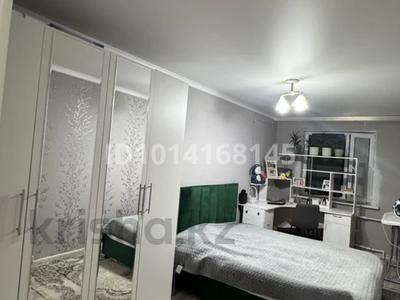 2-бөлмелі пәтер · 43.3 м² · 5/5 қабат, Есенберлина — Областного акимата, бағасы: 15 млн ₸ в Жезказгане