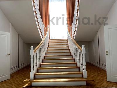 Отдельный дом · 7 комнат · 560 м² · 10 сот., Кедровая 260 за 135 млн ₸ в Актобе, СК Сарбаз