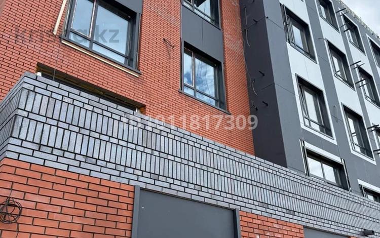1-комнатная квартира · 47 м² · 3/5 этаж, мкр. Алтын орда за 19.5 млн ₸ в Актобе — фото 22