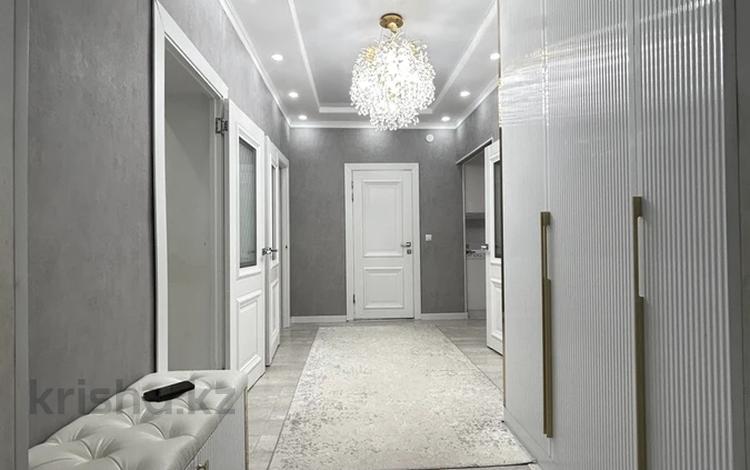 3-комнатная квартира · 90 м² · 5/6 этаж, 38-й мкр 6 за 27 млн ₸ в Актау — фото 21