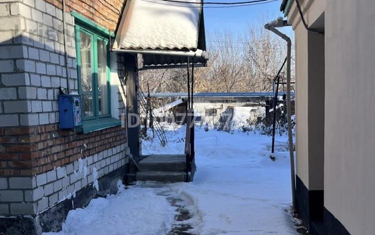 Часть дома · 4 комнаты · 86 м² · 6 сот., Максима Горького за 27 млн ₸ в Алтае — фото 2