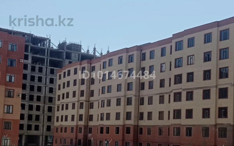 2-комнатная квартира · 80.6 м² · 1/7 этаж, 17-й мкр за 18 млн ₸ в Актау — фото 2