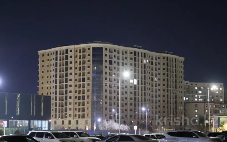2-бөлмелі пәтер · 90 м² · 10/12 қабат, 12-ш/а. 36/2, бағасы: 15.9 млн ₸ в Актау, 12-й мкр — фото 2