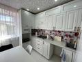 3-бөлмелі пәтер · 56 м² · 2/5 қабат, ул. 40-летия Победы, бағасы: 14 млн ₸ в Шахтинске — фото 6