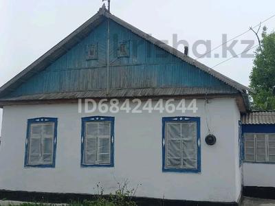 Отдельный дом • 3 комнаты • 123 м² • 10 сот., Суханбаев 102 за 12 млн 〒 в Сарыкемере