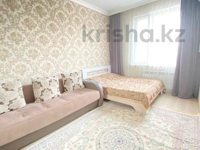 1-комнатная квартира, 40 м², 3/8 этаж, Кабанбай Батыра 58Б за 22.9 млн 〒 в Астане