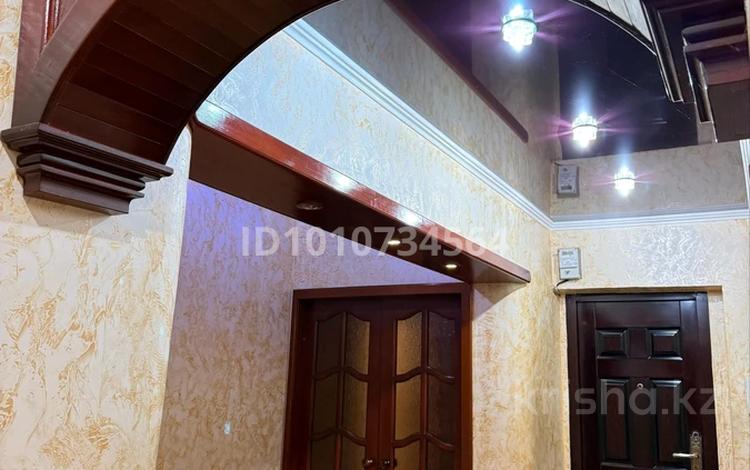 4-комнатная квартира · 103.3 м² · 1/6 этаж, Есенберлина 69 за 45 млн 〒 в Жезказгане — фото 2