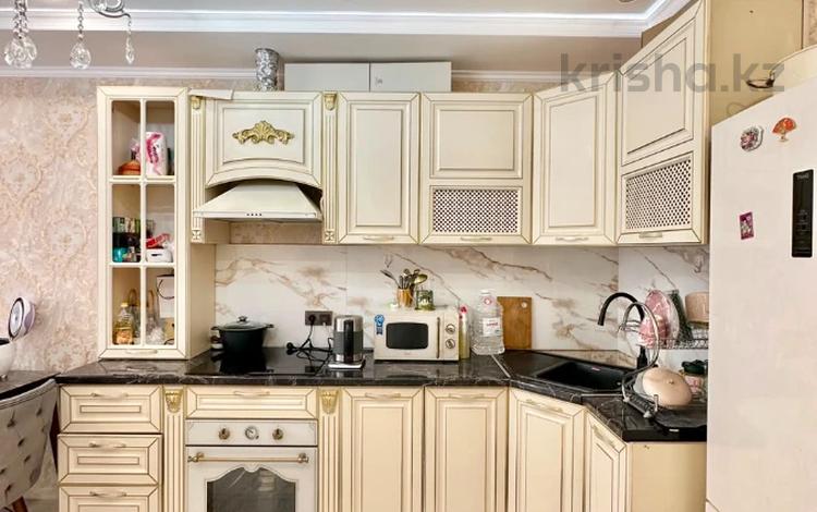 2-бөлмелі пәтер · 55 м² · 6/13 қабат, Толе би 189/3, бағасы: 45.5 млн ₸ в Алматы, Алмалинский р-н — фото 2