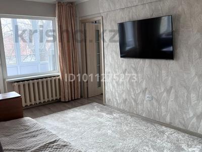 3-комнатная квартира · 51 м² · 2/5 этаж, Новаторов 19 за 23 млн 〒 в Усть-Каменогорске