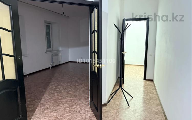2-комнатная квартира · 79 м² · 4/9 этаж, Нур Актобе 14Г за 100 000 ₸ — фото 2