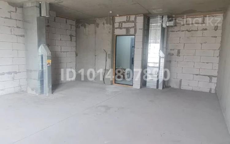 2-бөлмелі пәтер · 44 м² · 12/13 қабат, Райымбека 348 — ДВЕ МОКРЫЕ ТОЧКИ, бағасы: 28.1 млн ₸ в Алматы, Ауэзовский р-н — фото 2